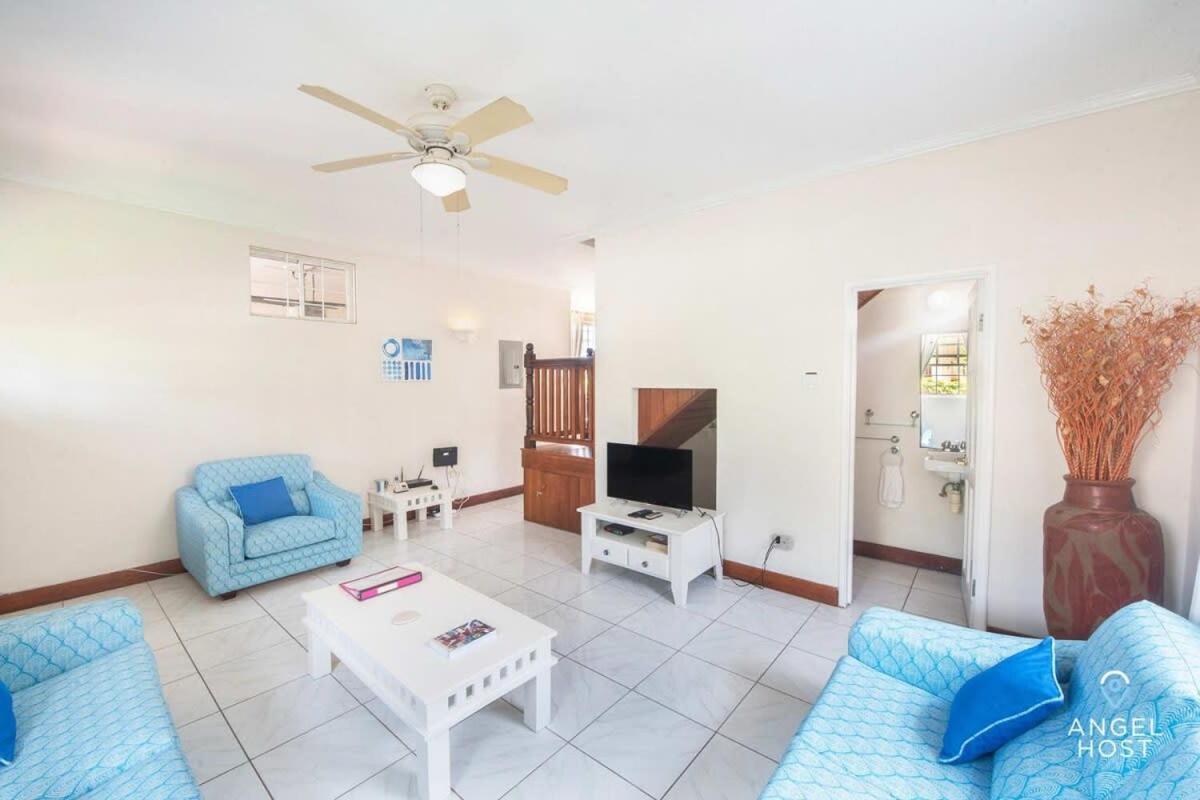 2-Story Townhome With Private Pool, Ideal For Group! كرايست تشيرش المظهر الخارجي الصورة