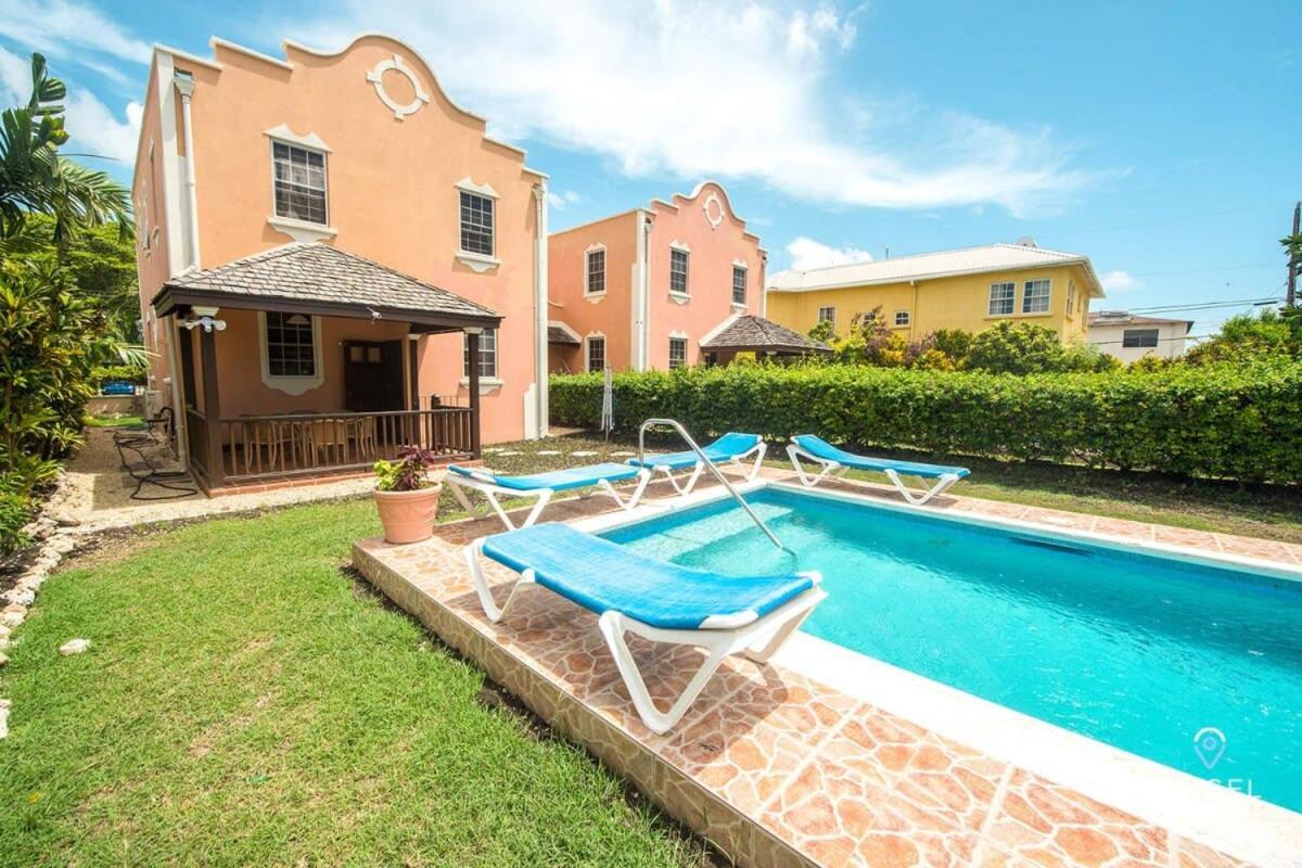 2-Story Townhome With Private Pool, Ideal For Group! كرايست تشيرش المظهر الخارجي الصورة